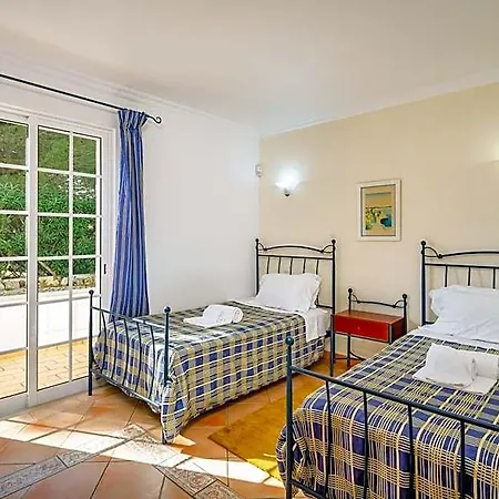 Privada De 7 Quartos,piscina Aquecida,a/c 3* Αλμπουφέιρα